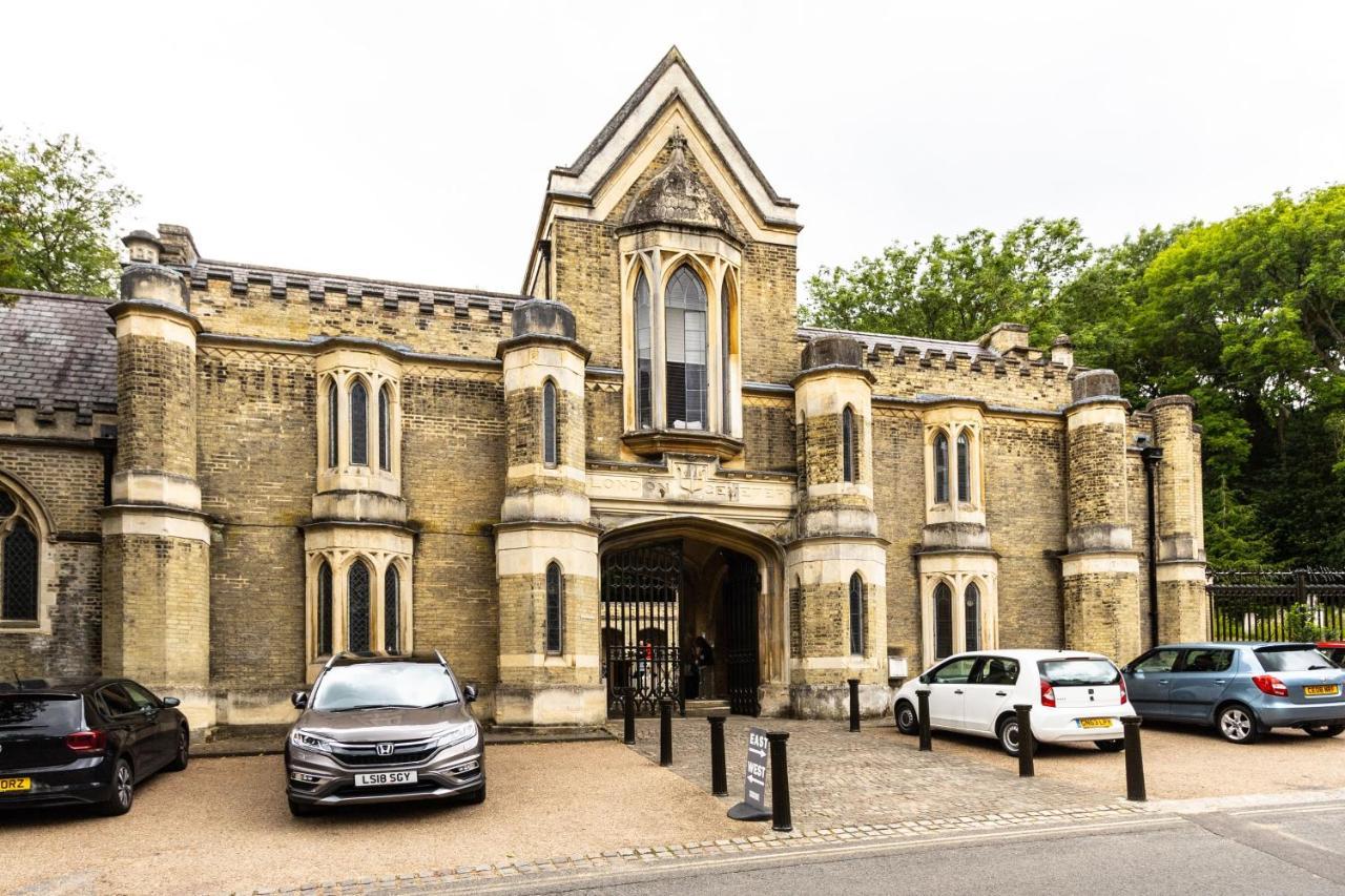 Апартаменты The London Secret, 1 Bed Flat With Patio - Zone 2 Экстерьер фото